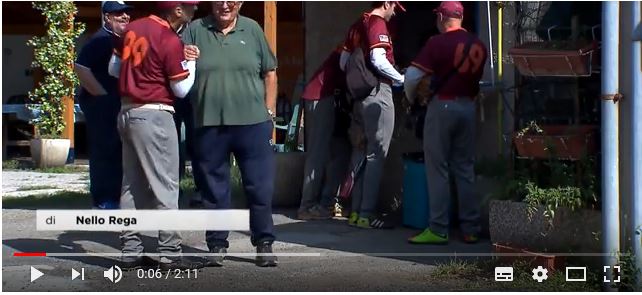 Servizio sul BXC girato da Nello Rega di Rai News 24 sul Baseball giocato da ciechi e ipovedenti in occasione della partita di Campionato Italiano del 3 giugno 2018 disputata dalle squadre " Bologna White Sox" e "Roma All Blinds" presso il campo "Leoni" di Bologna. 
